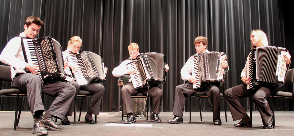 Noteable Soundz Quintet: Daniel Robinson, Tamba&nbsp;Young, Bradley Williams, Andrew McFall and Ellie Archer.